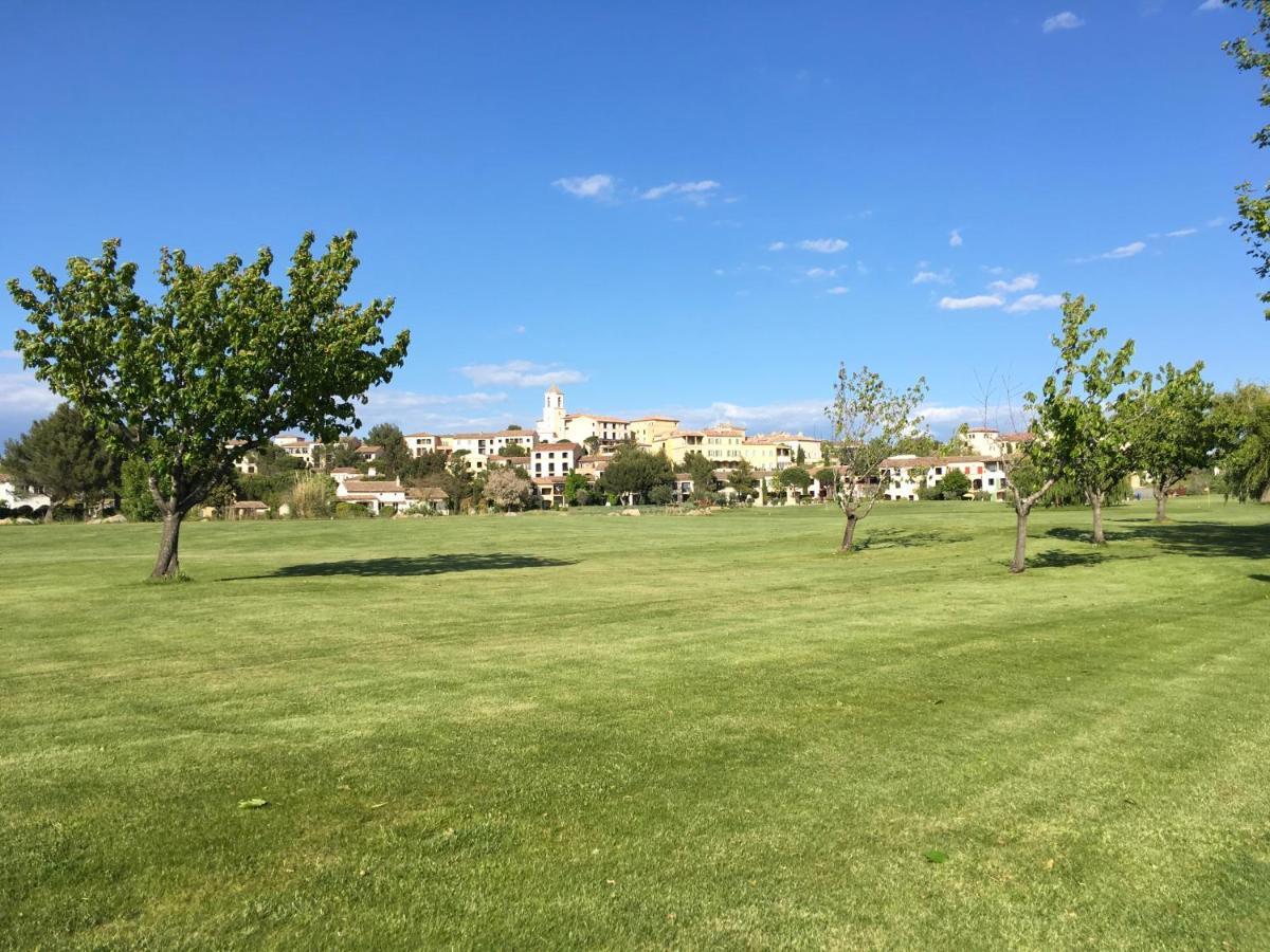 Studio Sur Le Domaine Du Golf De Pont Royal Mallemort Dış mekan fotoğraf